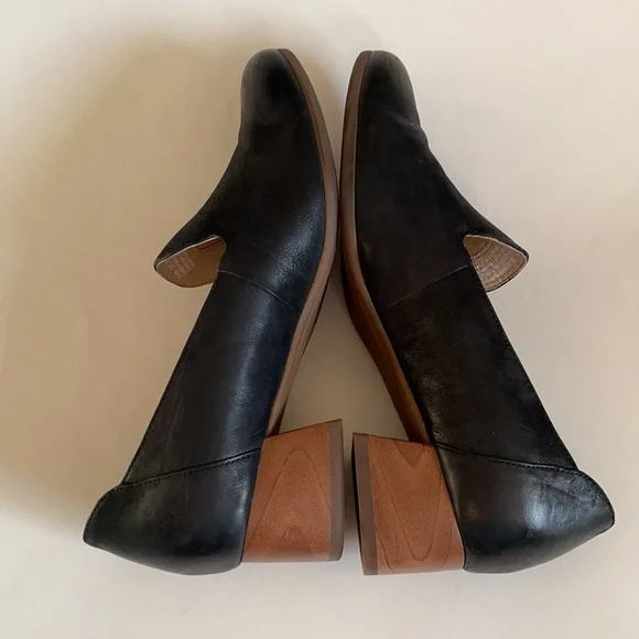 Dansko Black Leather Block Heel Loafers size 38 - Picture 5 of 11